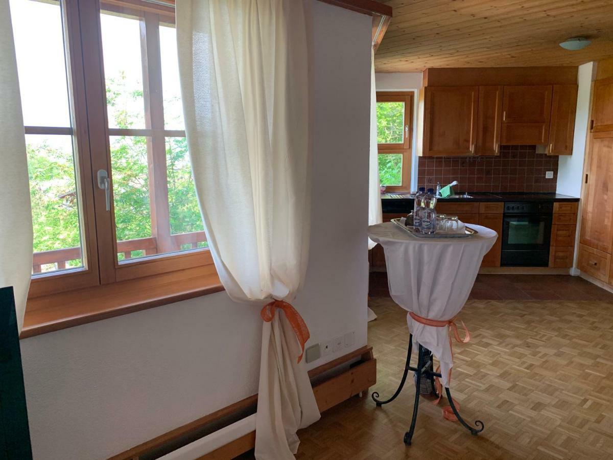 Bed&Breakfast Region Murtensee Münchenwiler Buitenkant foto